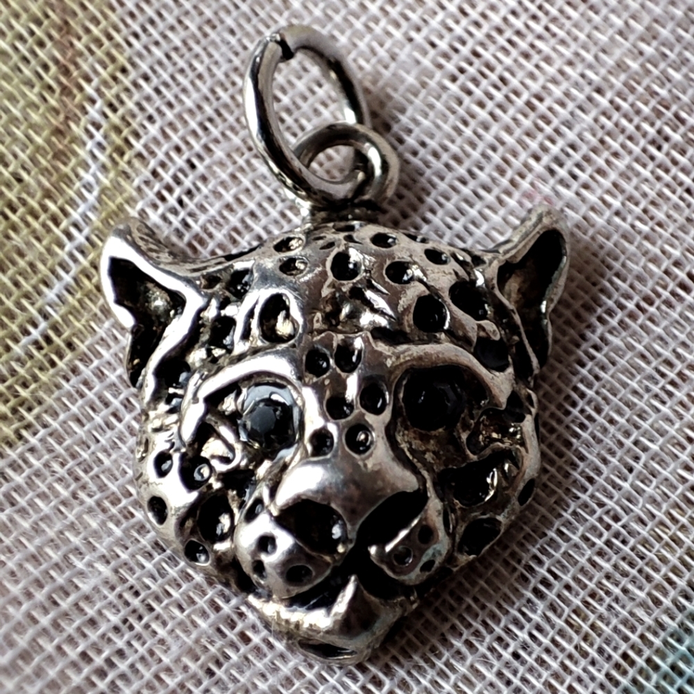 Silver Tone Panther Leopard Bear Cub Wolf Puma Bobcat Pendant Jaguar Stone Eyes